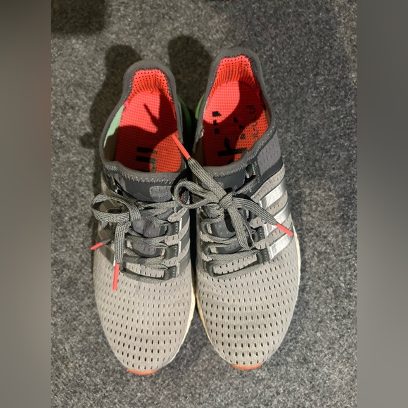 Adidas Gazelle Boost Women's Shoes size 8 - Picture 3 of 9